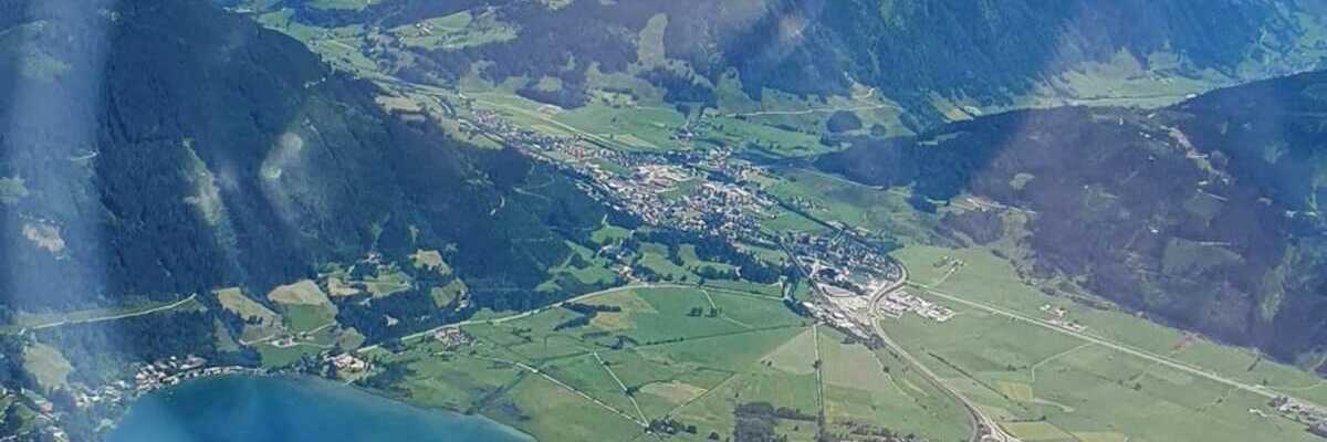 Flugwegposition um 13:03:24: Aufgenommen in der Nähe von Gemeinde Zell am See, 5700 Zell am See, Österreich in 2667 Meter